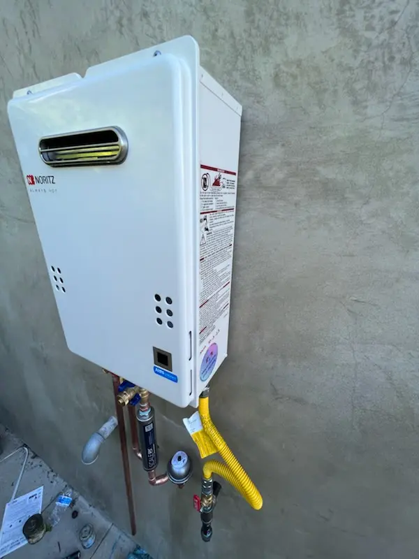 Tankless water heater installation for Runnymede homes